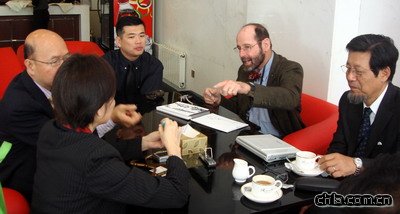 獨(dú)家：中美日專家座談會(圖)