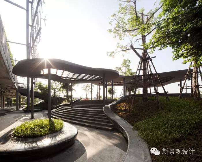 廣場案例：泰國清萊，山地購物廣場