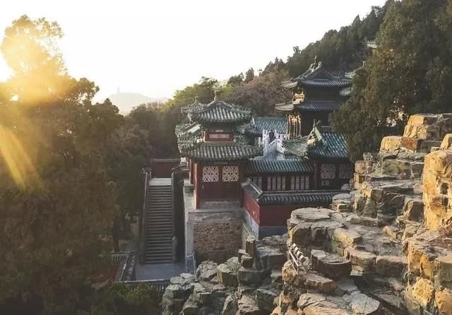 當(dāng)中國(guó)園林遇上西方園林 藝術(shù)碰撞出文化