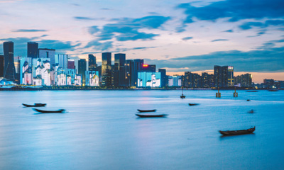 榮浩磊:城市燈光秀點亮藝術生活