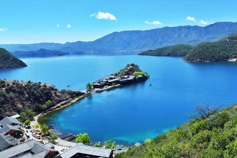 云南要求全力推動(dòng)旅游產(chǎn)業(yè)轉(zhuǎn)型升級完善規(guī)劃布局